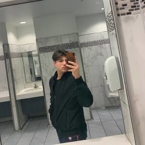 Meet your Posher, Anthony